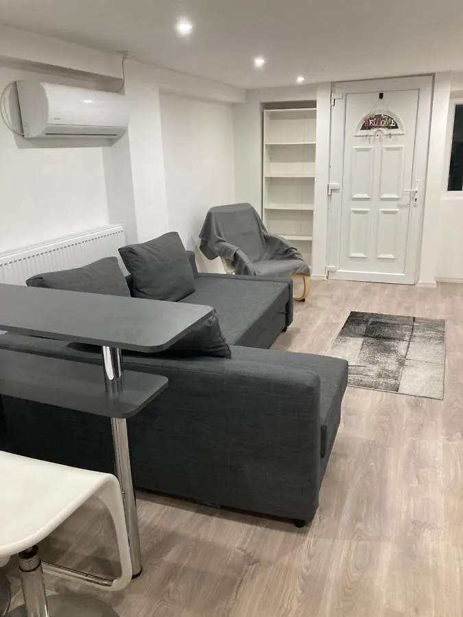 Dobozi Apartman Дебрецен Апартаменты