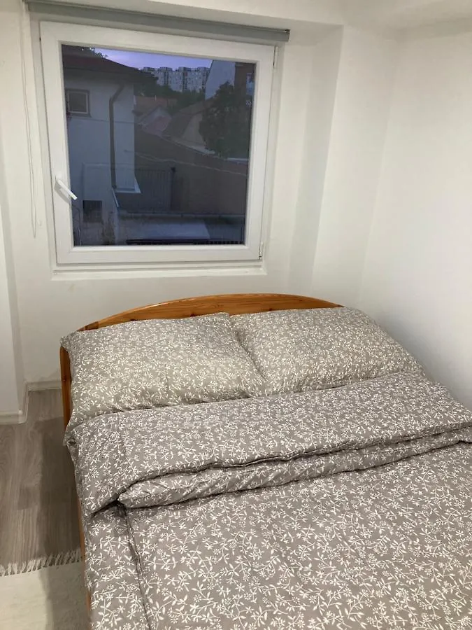Dobozi Apartman Дебрецен 0*,